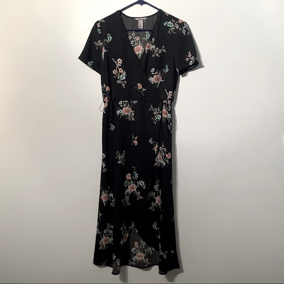 Black Floral Wrap Dress - Picture 2 of 10